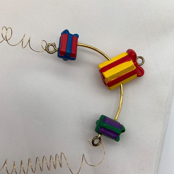 Disney Winnie the Pooh Jumping Tigger Juggling Gifts Christmas Ornament - Picture 8 of 15